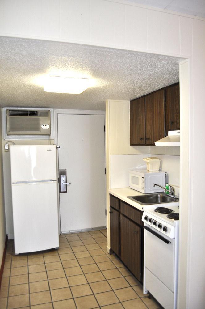 Castaway Beach Inn & Swim Up Bar North Myrtle Beach Bagian luar foto