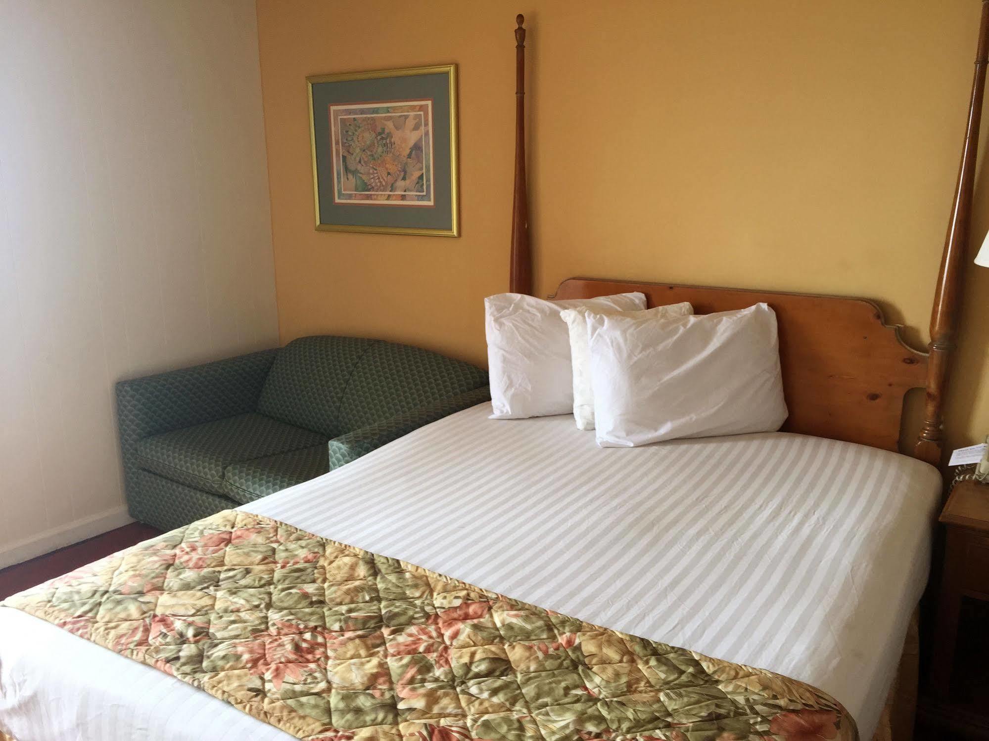 Castaway Beach Inn & Swim Up Bar North Myrtle Beach Bagian luar foto