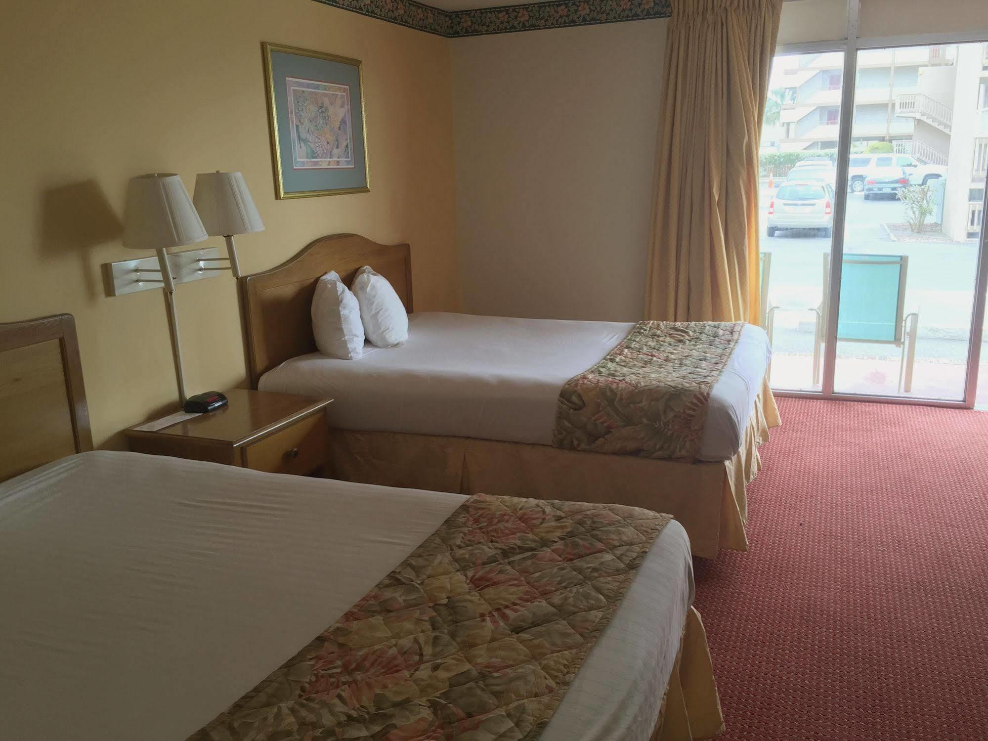 Castaway Beach Inn & Swim Up Bar North Myrtle Beach Bagian luar foto